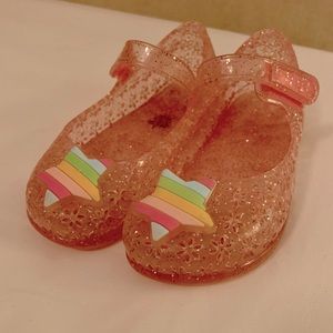 Old Navy girls 8T jelly shoes